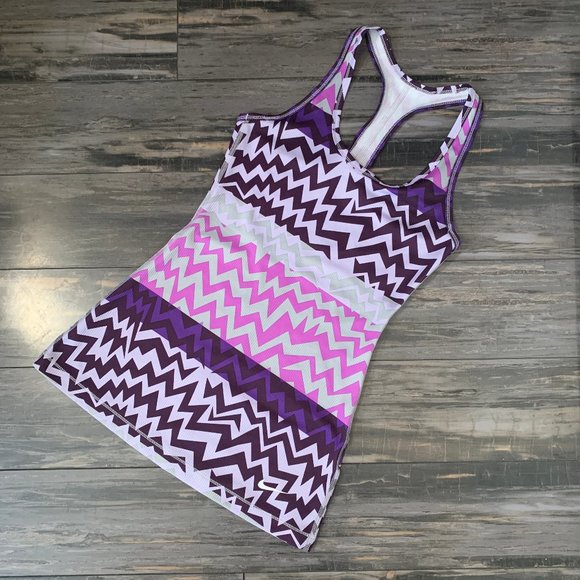 Nike Athleisure 6 Piece Workout Bundle - Picture 3 of 13